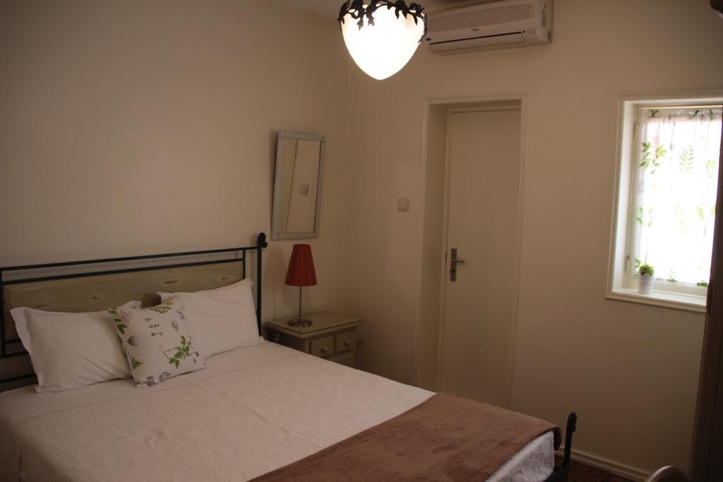 Ester Guest House Chaves Bagian luar foto