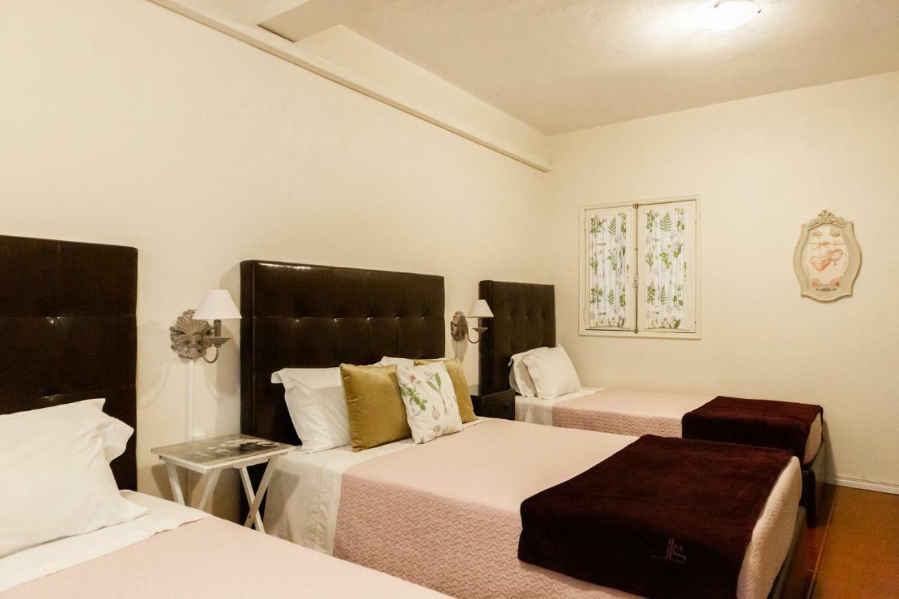 Ester Guest House Chaves Bagian luar foto