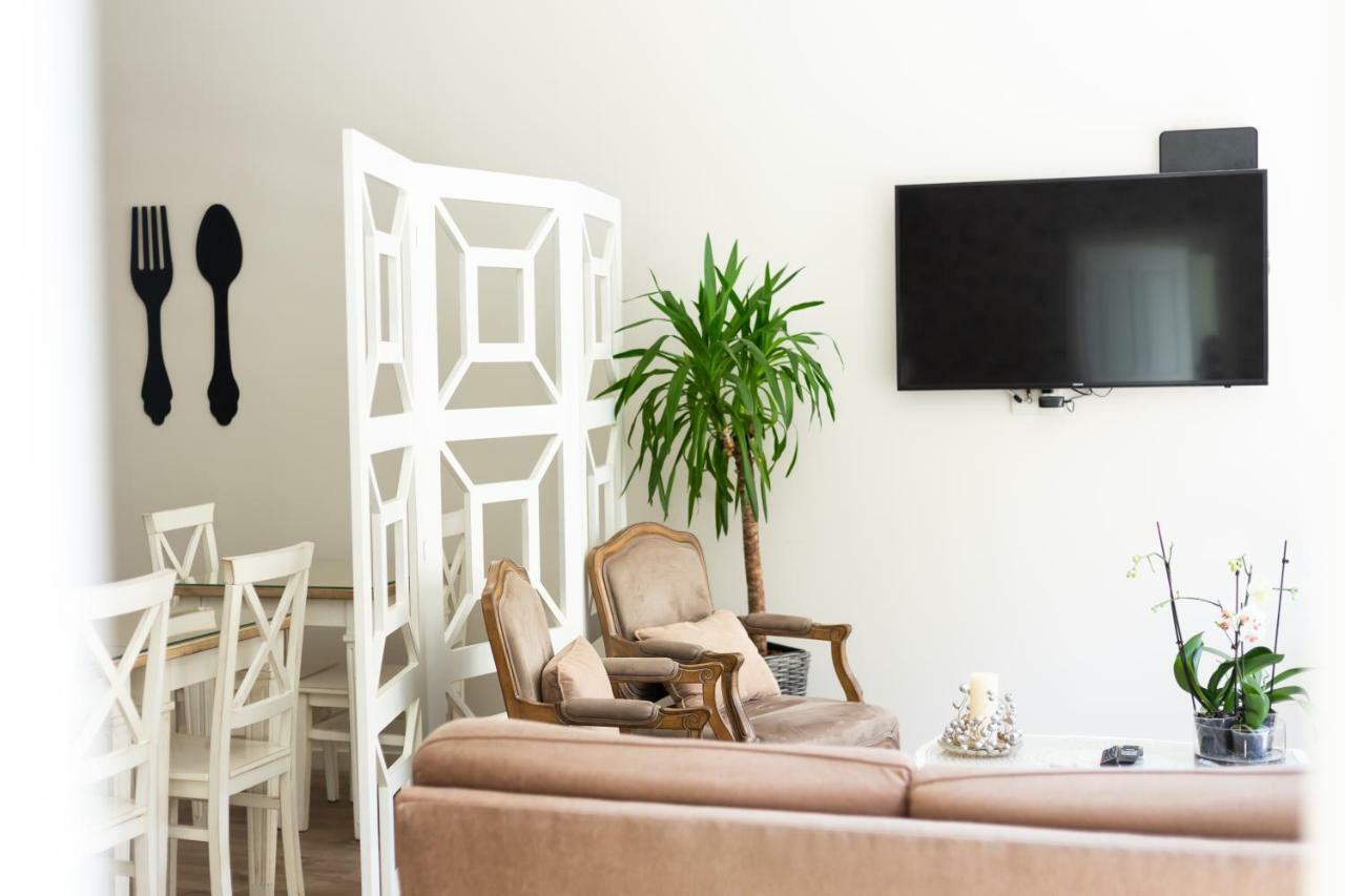 Ester Guest House Chaves Bagian luar foto